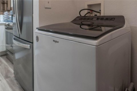 Condo in Palm Beach Gardens, Florida, 2 bedrooms  № 2064218 - photo 13