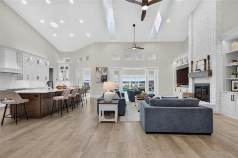 Villa ou maison à vendre à Eustis, Floride: 5 chambres, 427.16 m2 № 2422728 - photo 6