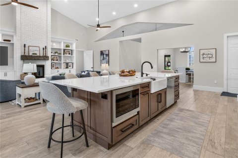Villa ou maison à vendre à Eustis, Floride: 5 chambres, 427.16 m2 № 2422728 - photo 14