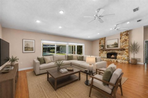 House in Clearwater, Florida 6 bedrooms, 360.93 sq.m. № 2283350 - photo 28