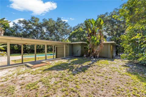 House in Clearwater, Florida 6 bedrooms, 360.93 sq.m. № 2283350 - photo 27