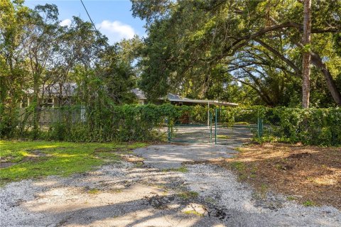 House in Clearwater, Florida 6 bedrooms, 360.93 sq.m. № 2283350 - photo 4
