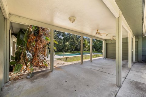 House in Clearwater, Florida 6 bedrooms, 360.93 sq.m. № 2283350 - photo 10