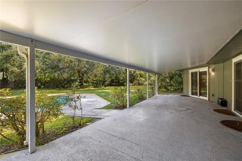 House in Clearwater, Florida 6 bedrooms, 360.93 sq.m. № 2283350 - photo 21
