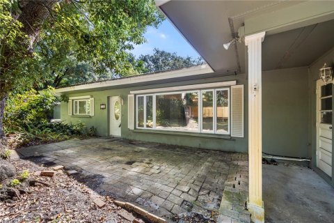 House in Clearwater, Florida 6 bedrooms, 360.93 sq.m. № 2283350 - photo 8