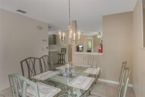 Copropriété à vendre à Kissimmee, Floride: 3 chambres, 115.66 m2 № 1883569 - photo 11