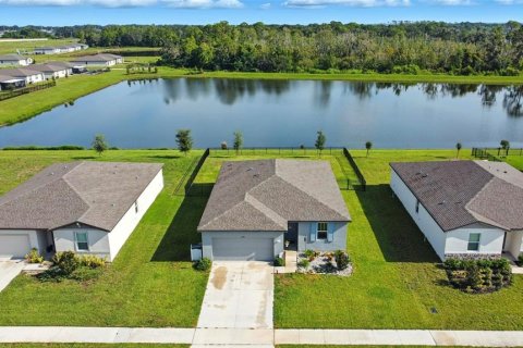 Casa en venta en Auburndale, Florida, 3 dormitorios, 154.12 m2 № 1919019 - foto 2
