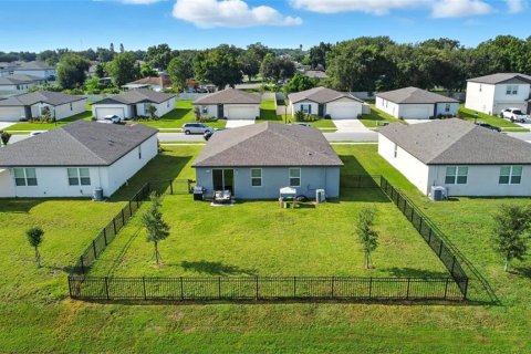 Casa en venta en Auburndale, Florida, 3 dormitorios, 154.12 m2 № 1919019 - foto 24