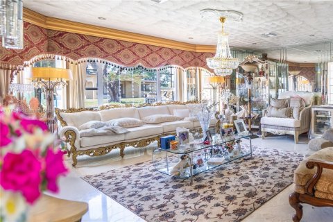 Casa en venta en Miami, Florida, 4 dormitorios, 382.48 m2 № 1732143 - foto 25