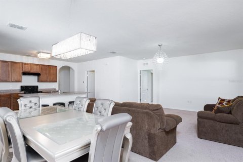 Casa en alquiler en Winter Haven, Florida, 4 dormitorios, 166.11 m2 № 1769618 - foto 17