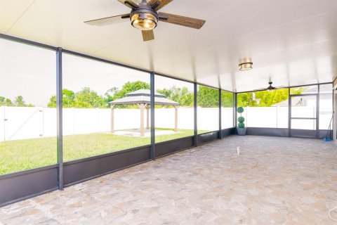 Casa en alquiler en Winter Haven, Florida, 4 dormitorios, 166.11 m2 № 1769618 - foto 25