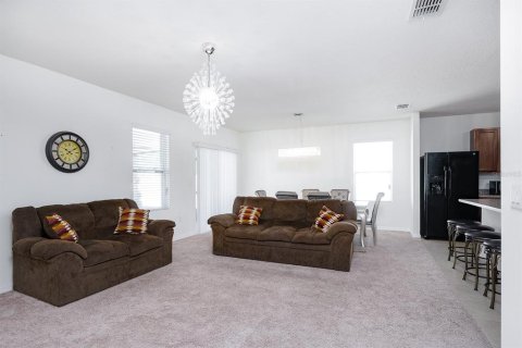 Casa en alquiler en Winter Haven, Florida, 4 dormitorios, 166.11 m2 № 1769618 - foto 18