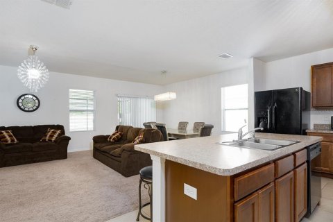 Casa en alquiler en Winter Haven, Florida, 4 dormitorios, 166.11 m2 № 1769618 - foto 14