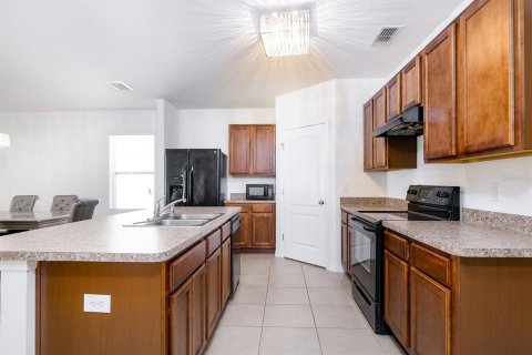 Casa en alquiler en Winter Haven, Florida, 4 dormitorios, 166.11 m2 № 1769618 - foto 12