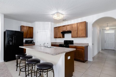 Casa en alquiler en Winter Haven, Florida, 4 dormitorios, 166.11 m2 № 1769618 - foto 13