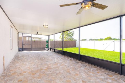 Casa en alquiler en Winter Haven, Florida, 4 dormitorios, 166.11 m2 № 1769618 - foto 26