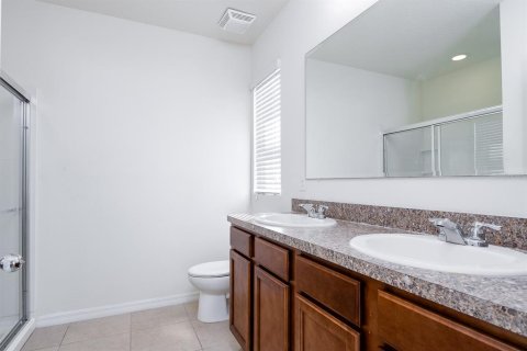 Casa en alquiler en Winter Haven, Florida, 4 dormitorios, 166.11 m2 № 1769618 - foto 23