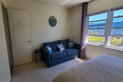 Condo in Saint Pete Beach, Florida, 1 bedroom  № 2102159 - photo 20