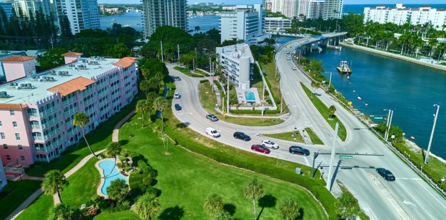 Condominio en Boca Raton, Florida, 2 dormitorios  № 807597