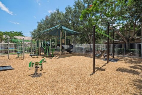 Condo in Weston, Florida, 4 bedrooms  № 1852033 - photo 24