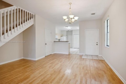 Condo in Weston, Florida, 4 bedrooms  № 1852033 - photo 7