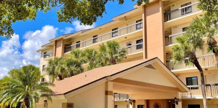 Condominio en Jupiter, Florida, 2 dormitorios № 1133167