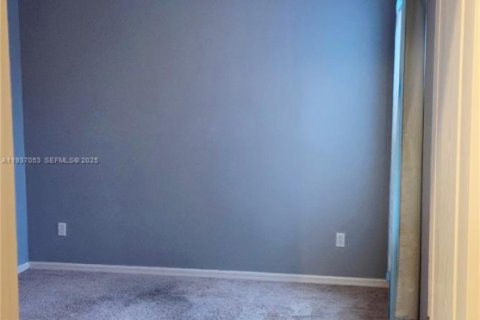 Townhouse in Orlando, Florida 3 bedrooms, 163.88 sq.m. № 1994903 - photo 28