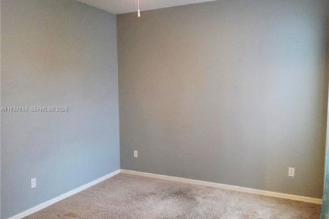 Townhouse in Orlando, Florida 3 bedrooms, 163.88 sq.m. № 1994903 - photo 29