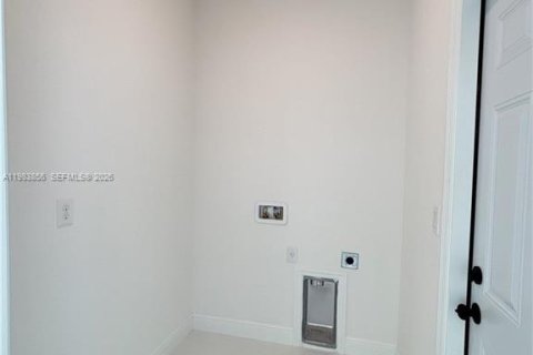 Casa en venta en Lehigh Acres, Florida, 3 dormitorios, 130.62 m2 № 2046731 - foto 19