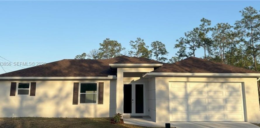 Casa en Lehigh Acres, Florida 3 dormitorios, 130.62 m2 № 2046731