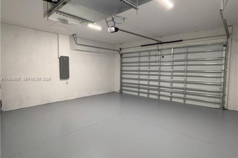 Casa en venta en Lehigh Acres, Florida, 3 dormitorios, 130.62 m2 № 2046731 - foto 18