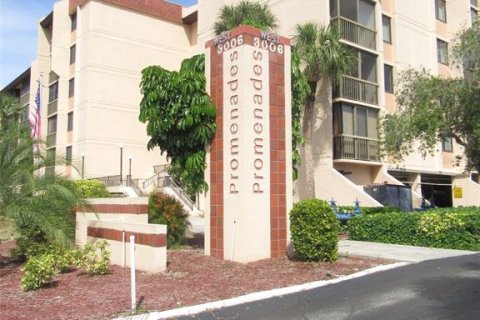 Condo à Port Charlotte, Floride, 2 chambres  № 2104096