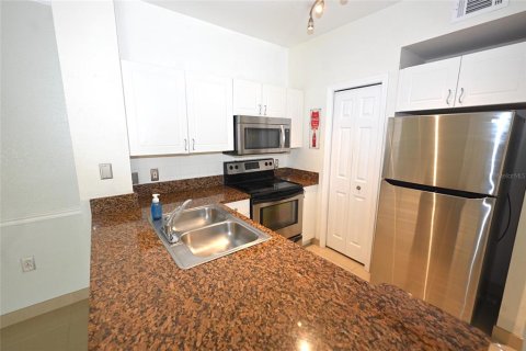 Copropriété à louer à Sarasota, Floride: 2 chambres, 103.68 m2 № 2388178 - photo 8