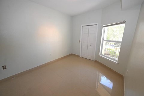 Copropriété à louer à Sarasota, Floride: 2 chambres, 103.68 m2 № 2388178 - photo 18