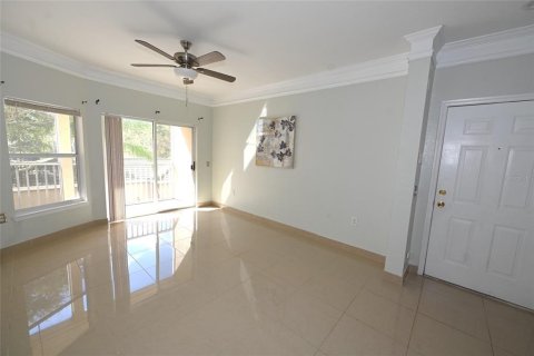 Copropriété à louer à Sarasota, Floride: 2 chambres, 103.68 m2 № 2388178 - photo 3