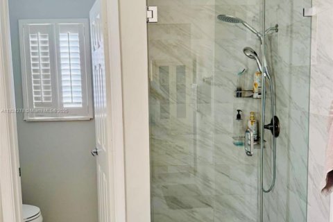 House in Weston, Florida 4 bedrooms, 241.17 sq.m. № 1790770 - photo 20