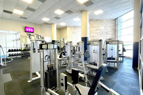 Condominio en venta en Miami Beach, Florida, 2 dormitorios, 95.69 m2 № 1939474 - foto 27