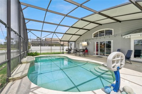 Villa ou maison à vendre à Orlando, Floride: 3 chambres, 189.89 m2 № 2209413 - photo 3
