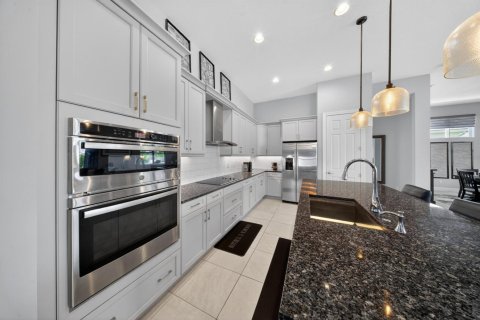 Casa en venta en Port St. Lucie, Florida, 3 dormitorios, 219.99 m2 № 2187066 - foto 17