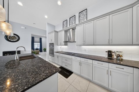 Casa en venta en Port St. Lucie, Florida, 3 dormitorios, 219.99 m2 № 2187066 - foto 14