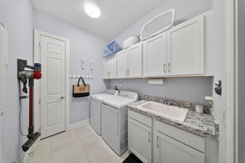 Casa en venta en Port St. Lucie, Florida, 3 dormitorios, 219.99 m2 № 2187066 - foto 12