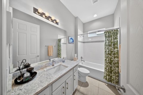 Casa en venta en Port St. Lucie, Florida, 3 dormitorios, 219.99 m2 № 2187066 - foto 9