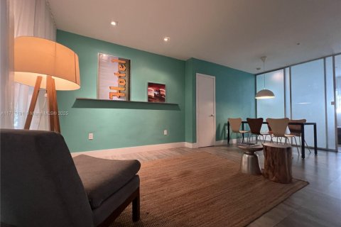 Copropriété à vendre à Miami Beach, Floride: 2 chambres, 75.81 m2 № 1985251 - photo 22