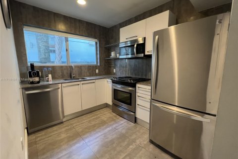 Copropriété à vendre à Miami Beach, Floride: 2 chambres, 75.81 m2 № 1985251 - photo 29