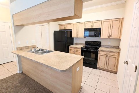 Copropriété à louer à Winter Haven, Floride: 2 chambres, 94.48 m2 № 1879546 - photo 2