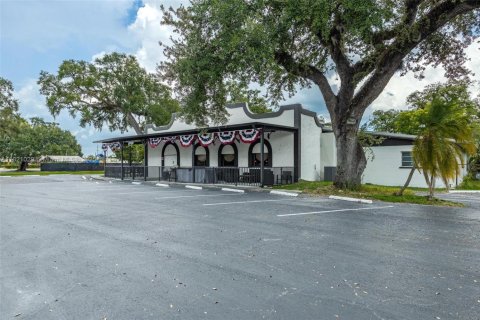 Commercial property in LaBelle, Florida № 1781965 - photo 2
