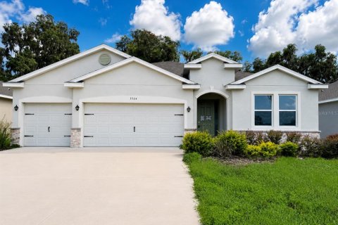 Villa ou maison à Plant City, Floride 4 chambres, 214.6 m2 № 2349416