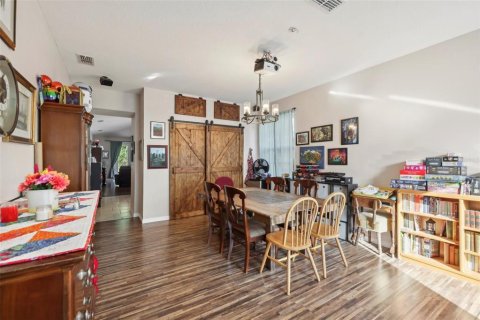 Casa en venta en Sorrento, Florida, 4 dormitorios, 179.49 m2 № 1720338 - foto 11