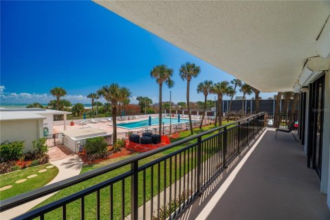 Copropriété à vendre à Cocoa Beach, Floride: 2 chambres, 148.64 m2 № 2214729 - photo 2