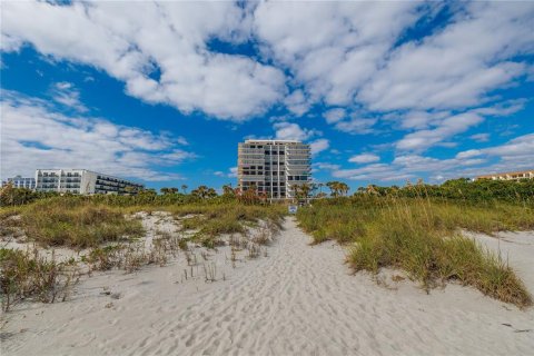 Copropriété à vendre à Cocoa Beach, Floride: 2 chambres, 148.64 m2 № 2214729 - photo 9